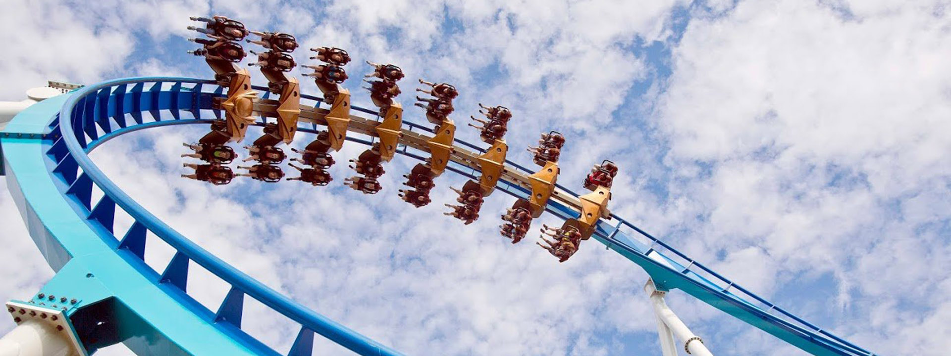 Cedar Point Amusement Park Top Thrill Dragster Cleveland Ohio